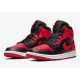 Air Jordan 1 Mid Banned krepšinio bateliai - 554724-074