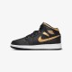 Jordan 1 Mid Black Metallic Gold Swoosh krepšinio bateliai jaunimui