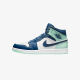 Nike Jordan 1 Mid 
